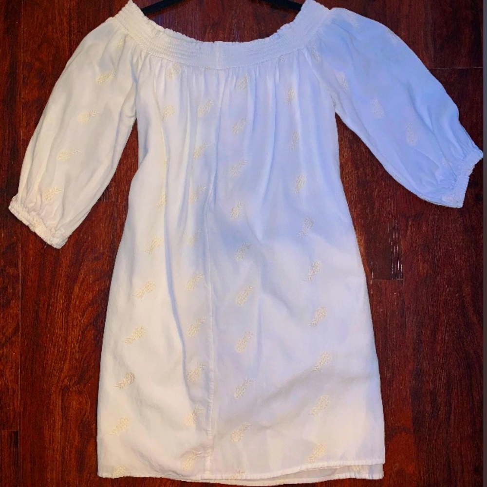Old Navy Ivory Off The Shoulder Pineapple Tunic Dress